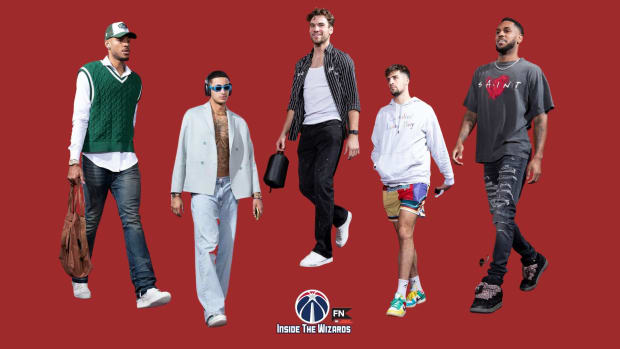 Wizards Outfit of the Game 11-12-22